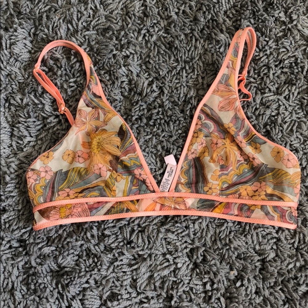 Victoria’s Secret bralette